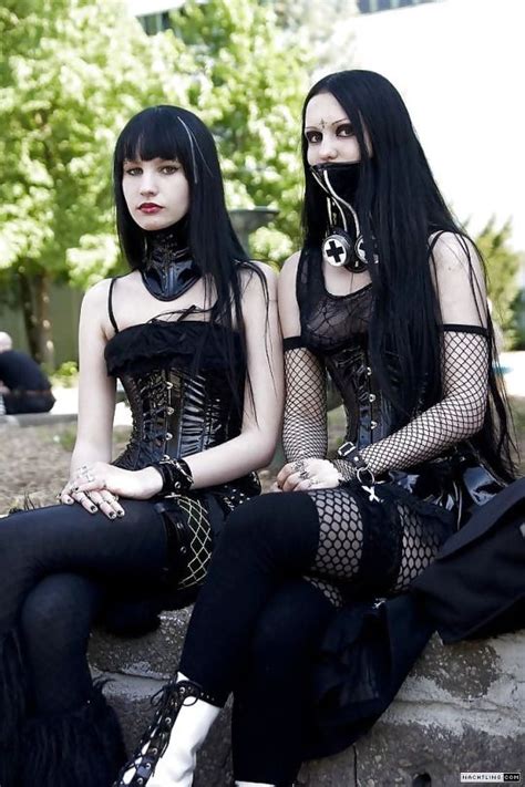 steamgothsociety roupas góticas gótica meninas góticas