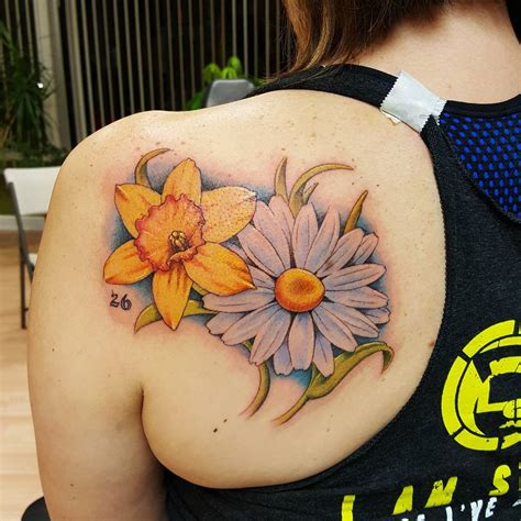 85 Best Daisy Flower Tattoo Designs And Meaning 2017