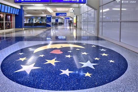 Dallasfort Worth International Airport Spreads Holiday Cheer And New