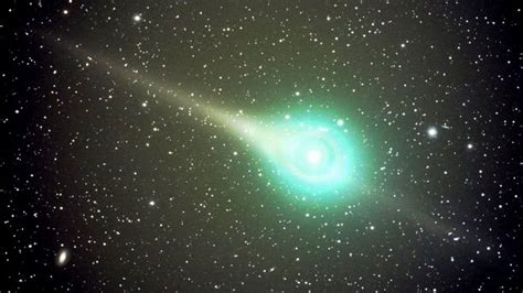 Comet Show A Newly Discovered Comet C2019 Y4 Atlas Has Begun To