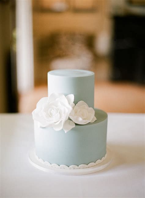 Want a wedding cake everyone will remember? 20 Mini Wedding Cakes Too Good To Eat! Plus Tutorials ...