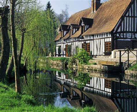 Les 10 Plus Beaux Villages De Normandie Tryvell Vivez Lauthenticité