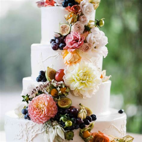 85 Of The Prettiest Floral Wedding Cakes