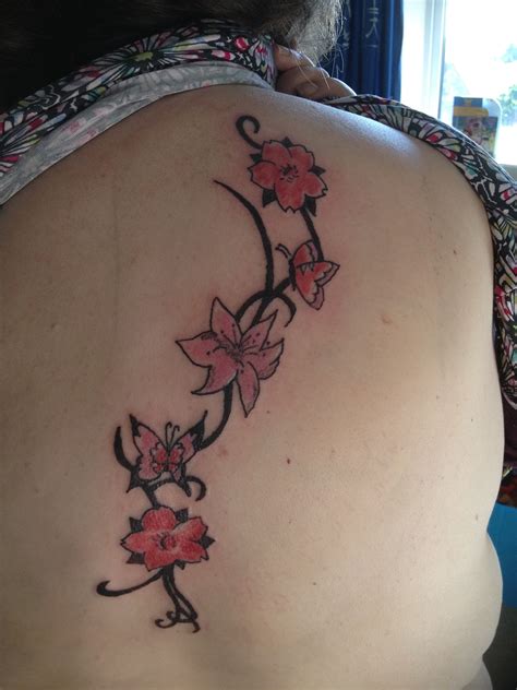 Introducing Flower And Vine Tattoo For A Fun And Playful Twist Alexis