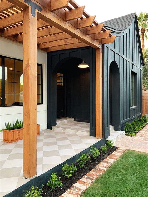 These Craftsman Front Porch Ideas Are What Dreams Are Made Of Hunker Craftsman Front Porches