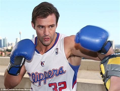 Kris Smith Shows Off His Bulging Biceps And Results Of Six Week Body Transformation Daily Mail