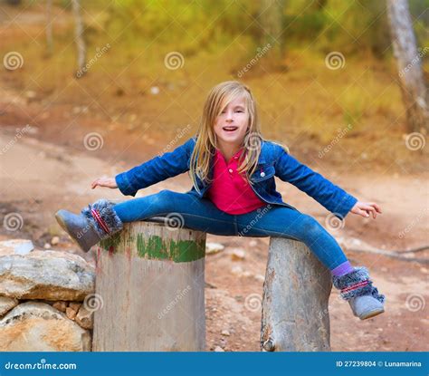 Collection Of Tiny Spread Leg Art Dancer Girl Posing With Open Legs