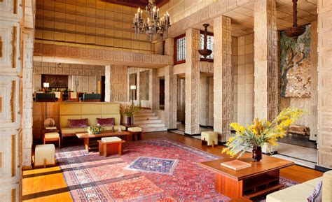 Frank Lloyd Wrights Iconic Ennis House Sells For 18 Million Los