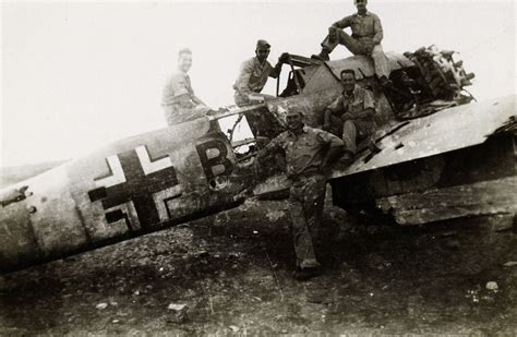 Asisbiz Focke Wulf Fw 190a Possibly Beloning To Schlachtgeschwader 2