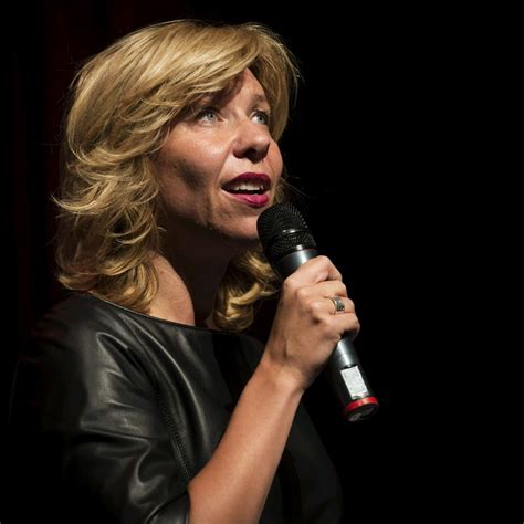 Find top songs and albums by claudia de breij, including mag ik dan bij jou (versie 2016), het gras and more. Claudia de Breij | Cabaretiers, Beroemdheden, Concerten