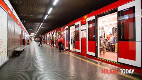 Da 220 Euro A 480 Tutti I Nuovi Prezzi Dei Biglietti Per La Metro A