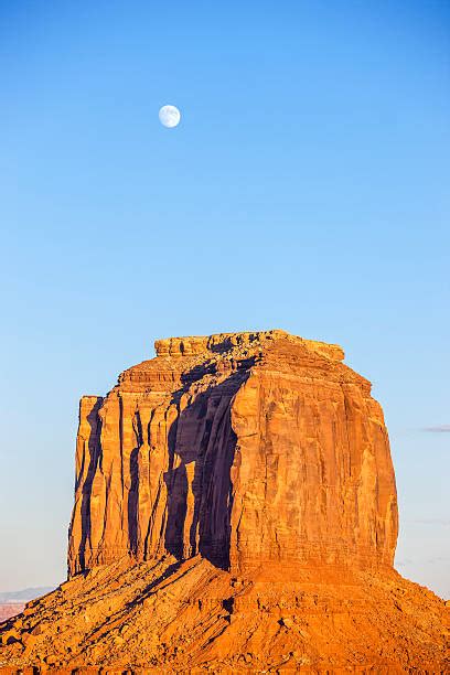 Monument Valley Moonrise Stock Photos Pictures And Royalty Free Images