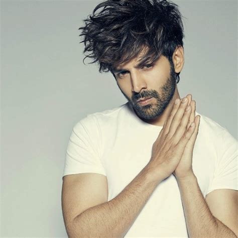 Kartik Aaryan Is Reportedly Dating This Bollywood Newcomer