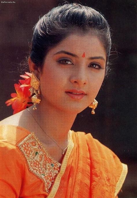 Divya Bharti Most Beautiful Indian Actress Beautiful Girl Indian Indian Bollywood Actress