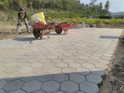 Tarif biaya jasa pemasangan conblock tersebut berlaku untuk minimum pekerjaan 300 m2. Harga Paving Block Lampung Per Meter Terima Terpasang ...