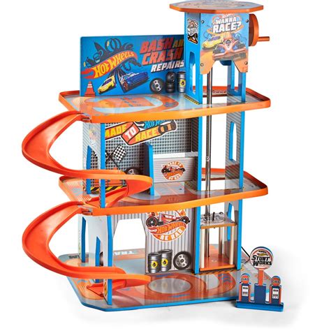 Released in 2010, the hot wheels garage succeeded the 2009 larry's garage line after larry wood retired from mattel in 2009. Hot Wheels Wooden Garage | BIG W