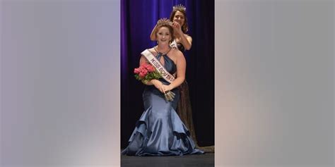Mother And Daughter Crowned Beauty Queens At Same Pageant Fox News