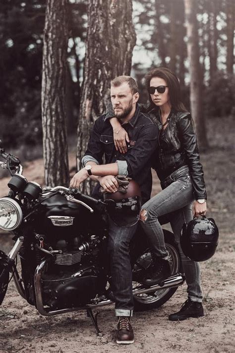 pin by michael klaber cph on motorcycles motorcycle couple photography motorcycle photo