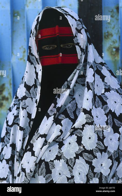 Iran Woman Veils Half Portrait The Persian Gulf Veil Islam Faith Clothes Traditionally