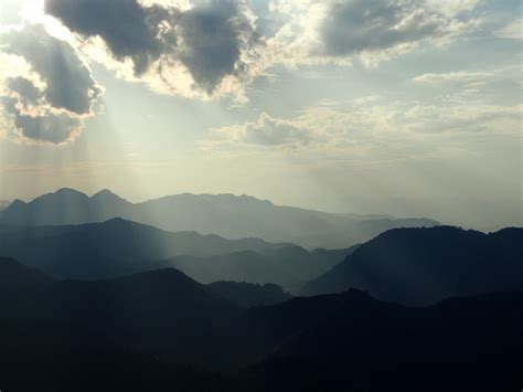 Gambar Pemandangan Horison Gunung Cahaya Awan Langit Matahari