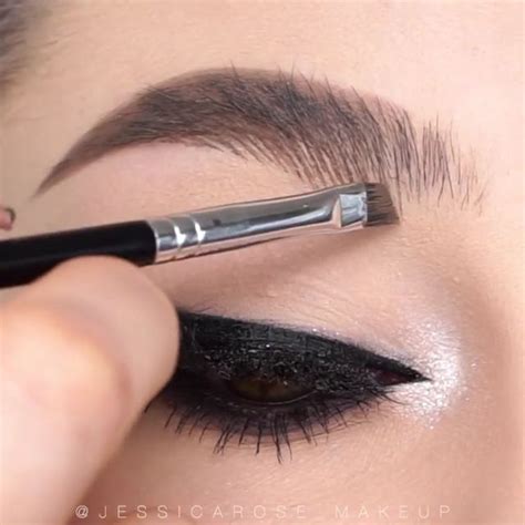 Pin By Kat Bryant On Eye Make Up Video With Videos Instagram