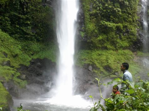 Itacha juga punya lebar air 175 kaki. Salah Satu air Terjun Terindah di dunia | Materi Dalam Hidup