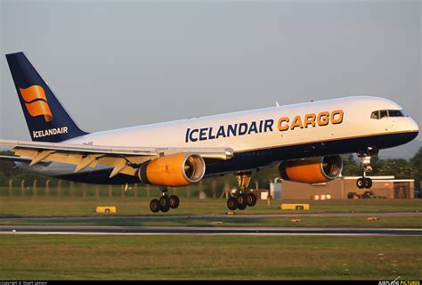 Tf Fig Icelandair Cargo Boeing 757 200f At East Midlands Photo Id