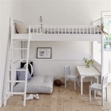 Discover bedroom ideas and design inspiration from a variety of bedrooms, including color, decor and theme options. Loft beds for adults - Good idea for small apartment ...