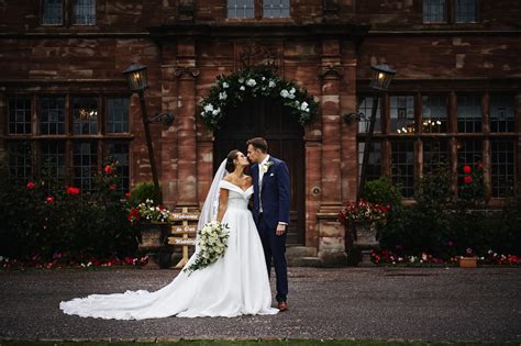 Wrenbury Hall Wedding Photographer Sean And Victoria Photographers And