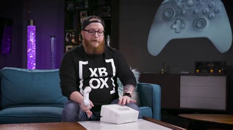 Unboxing Xbox Phantom White Special Edition Wireless Controller Youtube