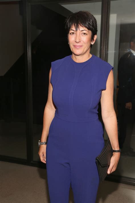 What is ghislaine maxwell's relationship with jeffrey epstein? FBI Arrests Ghislaine Maxwell, Former Associate of Jeffrey Epstein | People en Español