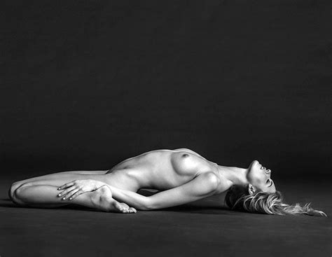 Martha Hunt Nude Photos Collection Scandal Planet