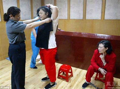 Chinese Execution Pictures Women About To Be Executed For Drug Smuggling Daily Mail Online