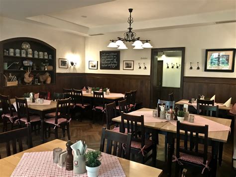 Maybe you would like to learn more about one of these? Franziskaner Garten - Bayerisches Restaurant in München