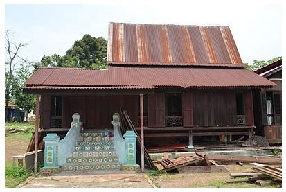 Kami tak sempat nak ready rumah lagi masa tu. rumah warisan melaka
