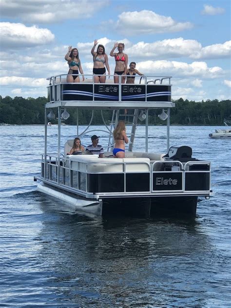 Elete 10x26 Party Barge Hard Top 2018 For Sale For 24000 Boats