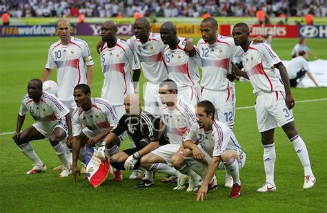 Repasa los mejores momentos del partido de semifinales de la copa mundial de la fifa alemania 2006 que enfrentó a francia y portugal. FREZAGUE74: ALEMANIA 2006 CAMPEON ITALIA