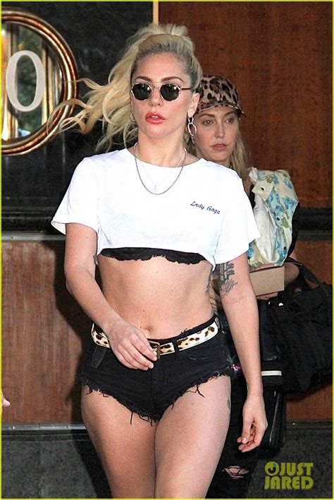 Lady Gaga Opens Up About Her Battle With Depression Photo 3757375 Lady Gaga Pictures Just Jared
