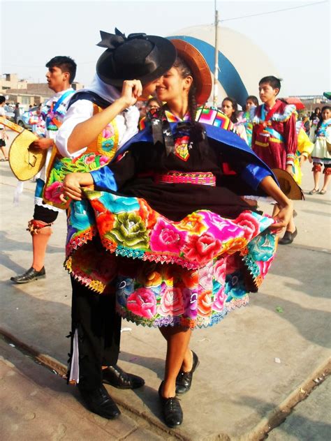 Huaylasrh Huancayo Perú Peruvian Dress Peru Peruvian