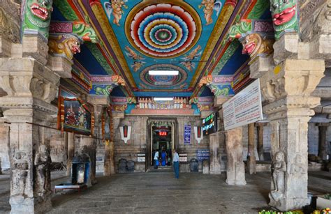 Srirangam Temple The Largest Functioning Temple In The World