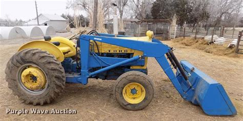 Ford 3500 Tractor