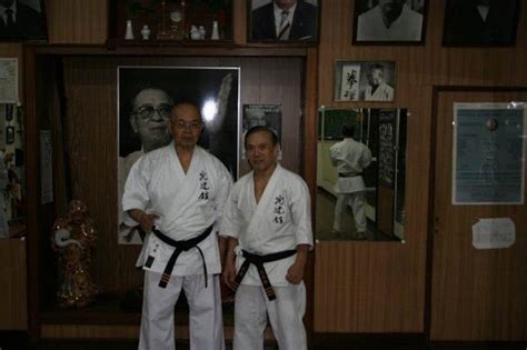Mestre Oscar Higa Shorinryu Kyudokan