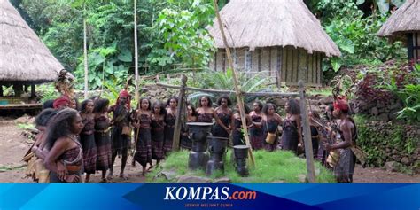 Melihat Lebih Dekat Kehidupan Suku Abui Di Desa Adat Takpala Alor Ntt