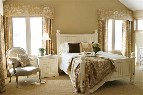 370 White Cottage Bedroom Furniture Stock Photos Pictures And Royalty