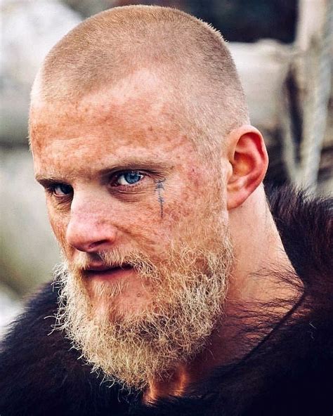 ⚔ Vikings ⚔ ® On Instagram “vikingsoficial Vikings” Tatoeage Ideeën