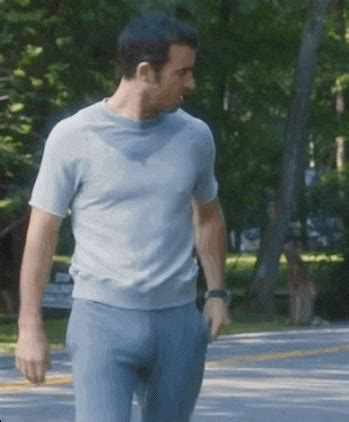 Big Bulge Gifs Find Share On Giphy
