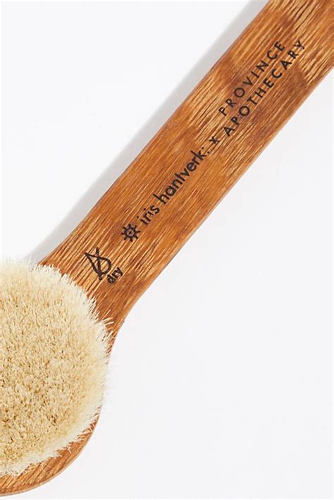 Slide View 2 Province Apothecary Dry Brush Dry Brushing Face Scrub
