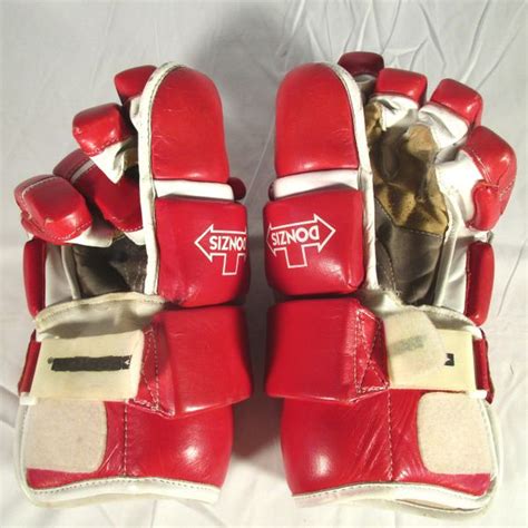 Gordie Howe Nhl Hofer Celebrity Hockey Game Game Used Gloves