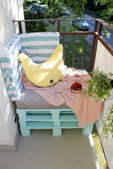 'with small balcony or garden spaces it's important to get the balance right to make your area feel inviting and calming whilst still making it look nice if your balcony or terrace is narrow, you may want to just use most of that narrow space for a comfy sofa, rather than trying to fit in lots of chairs, which is. Build a Balcony Sofa: Tips and DIY ideas for a sofa made ...