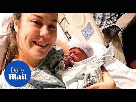 Women Didn T Know She Was Pregnant Until She Went Into Labor Daily Mail YouTube
